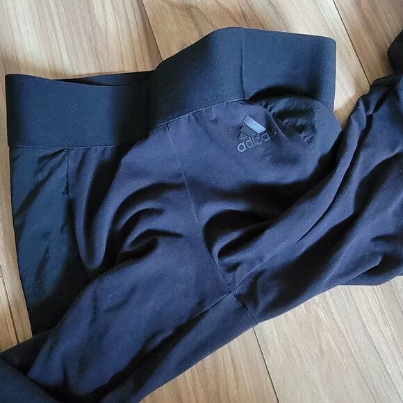 Adidas WND Wind Sporty Tech Mid Rise Tights in Black - Picture 10 of 16